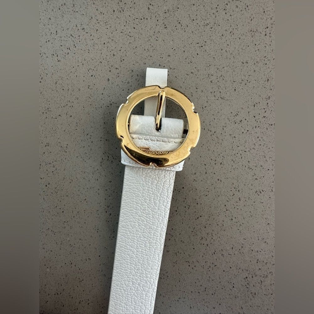 Salvatore Ferragamo Flower Buckle Leather Belt New Bianco White/Gold Buckle - Picture 2 of 8